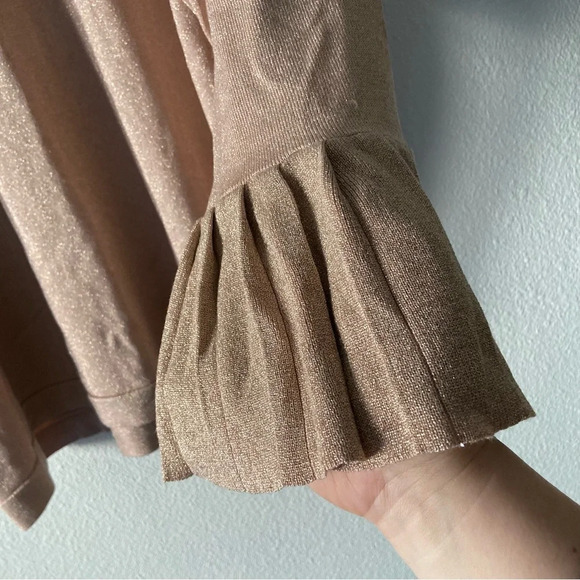 Shimmer Blouse Dusty Pink 3/4 Sleeve Pleated Flare Sleeve 3X Plus Size Top - Picture 5 of 10